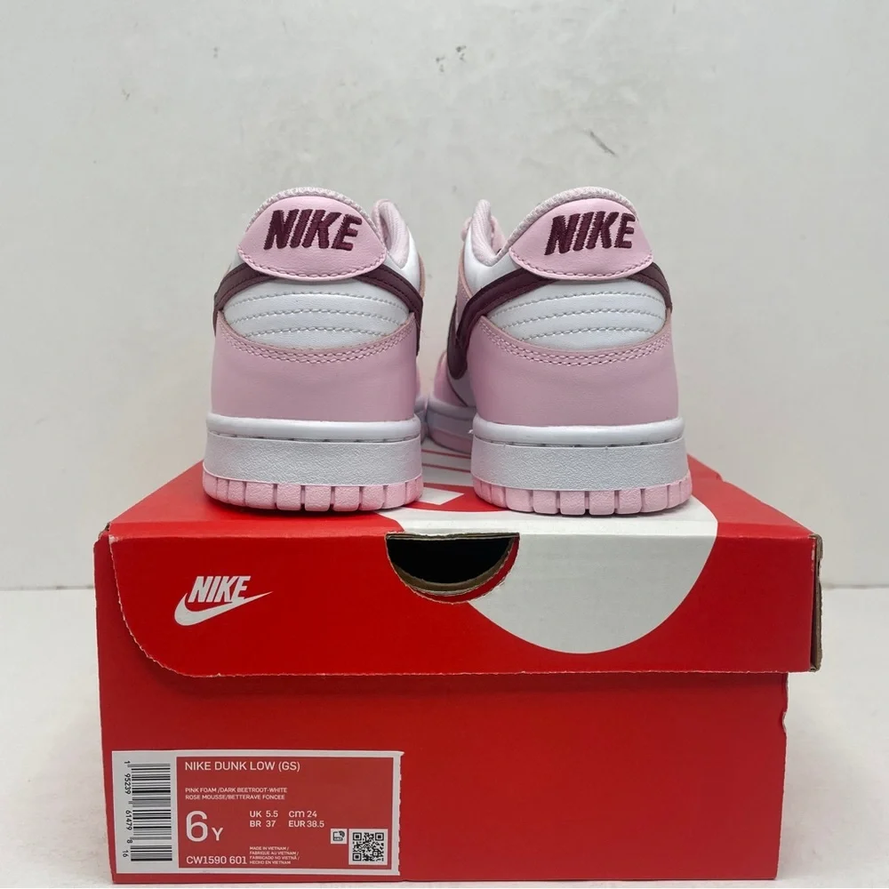 Nike Dunk Low GS “Pink Foam/Valentine’s” 2022 - Picture 4 of 4